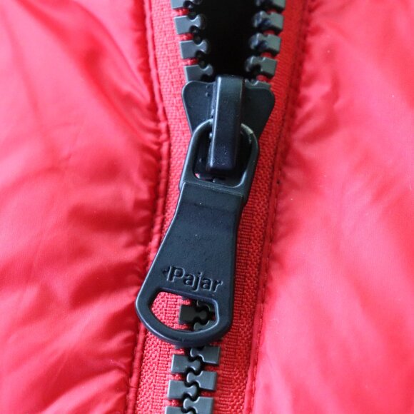 pajar winter coat * red * hooded * zippered pockets * euc - Picture 9 of 11